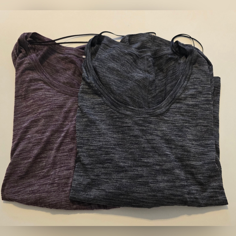 Set of Two Lululemon T-Shirts in Purple and Gray